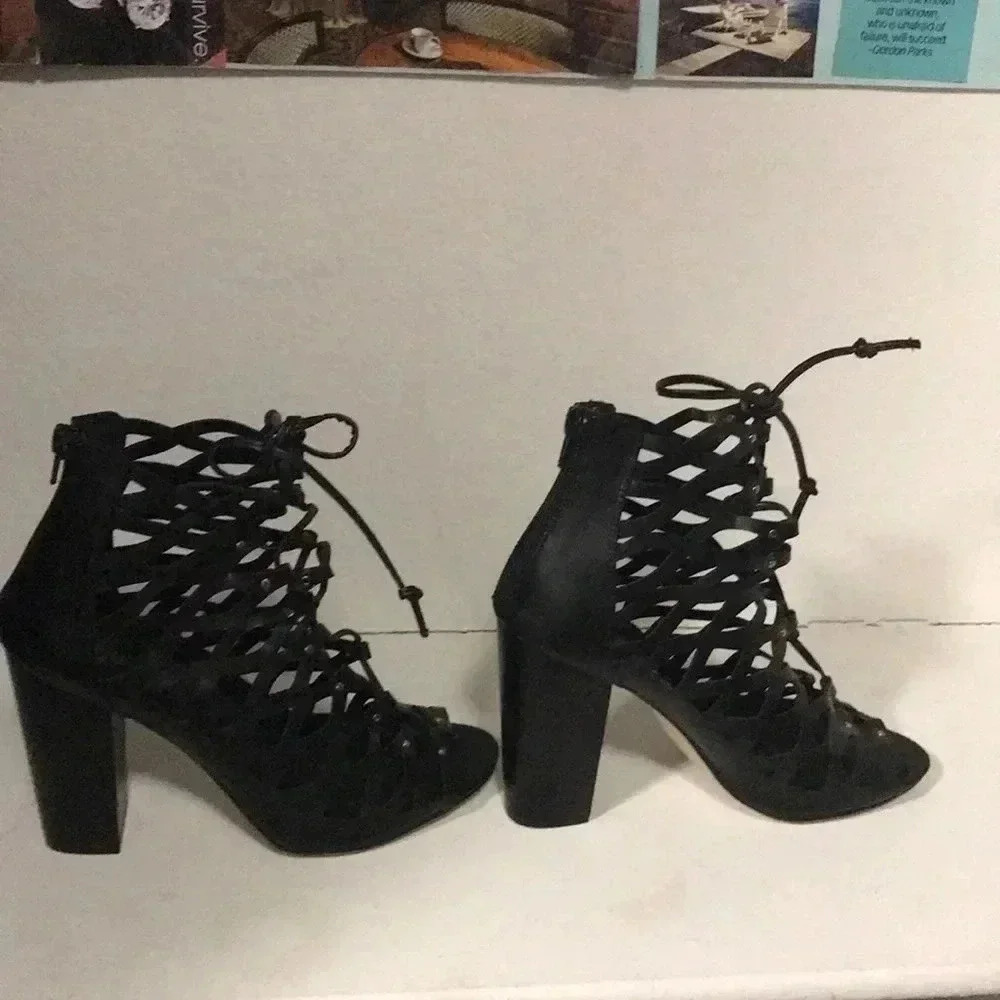 Black Caged Sandals w/zipper back and lace up Shoe Tie w/4 Inch Heel-Size 8